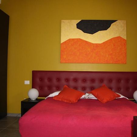 Bcomfort Hotel Каляри Екстериор снимка